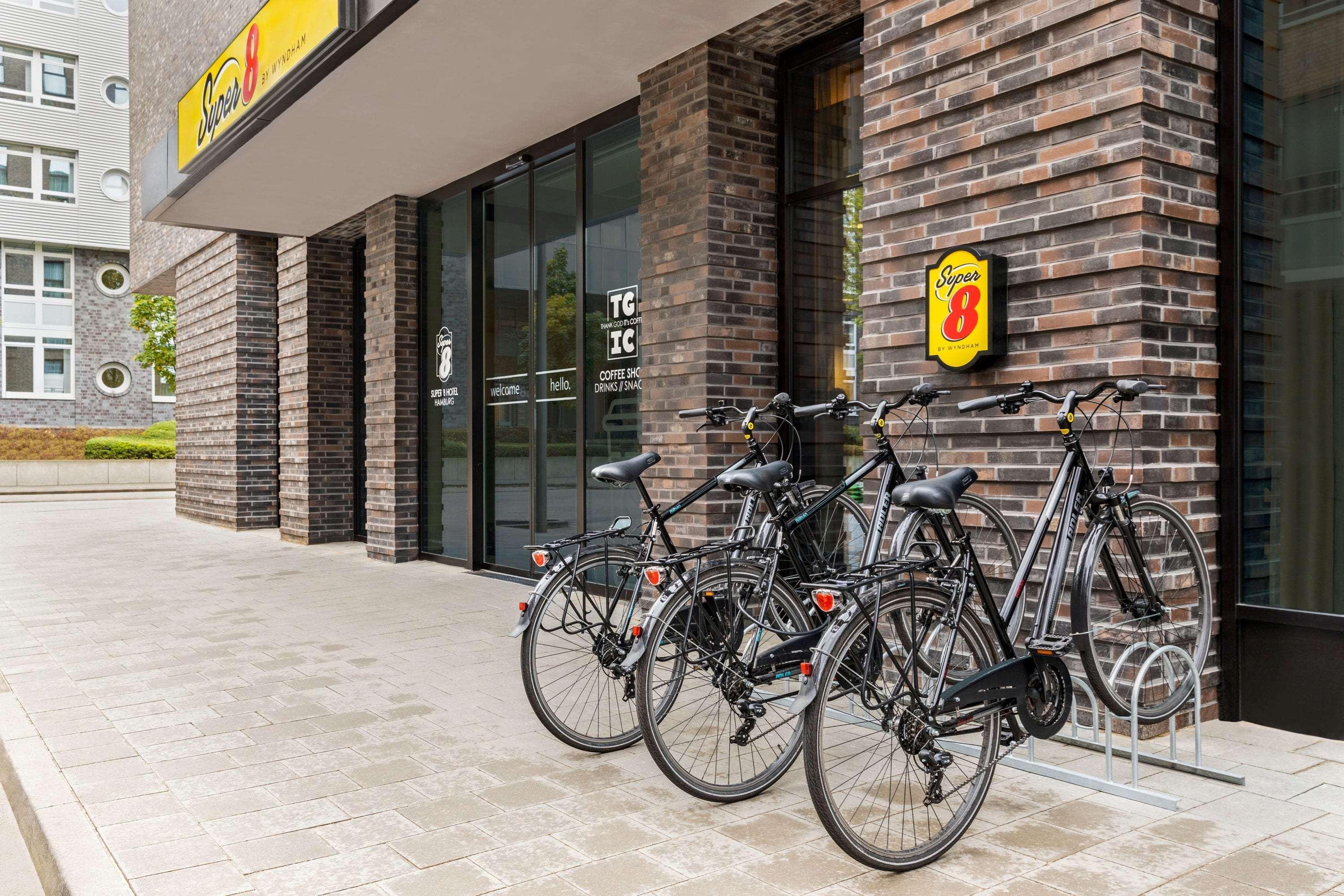 Super 8 By Wyndham Hamburg Mitte Hotel Exterior photo